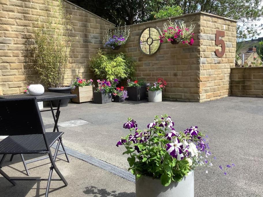 Malkin Wood Studio - 15 Min Walk To Holmfirth Centre Extérieur photo